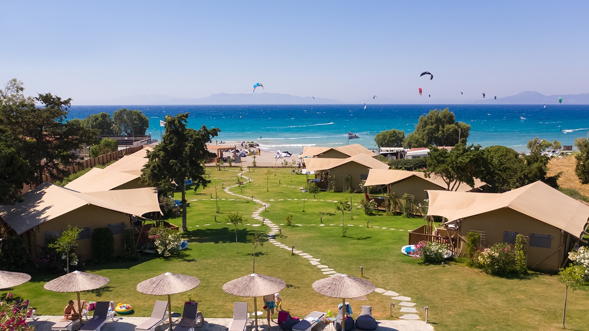 Logos Beach Village